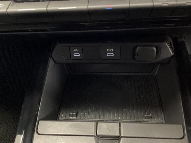 トヨタ プリウス33枚目