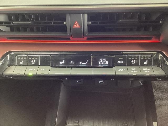 トヨタ プリウス34枚目