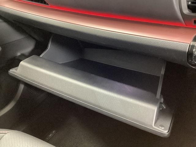 トヨタ プリウス40枚目