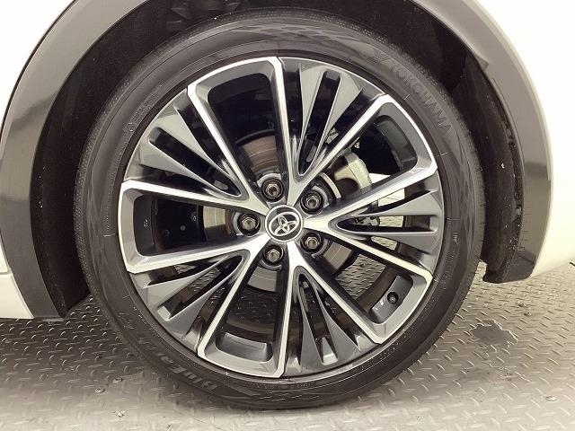 トヨタ プリウス8枚目