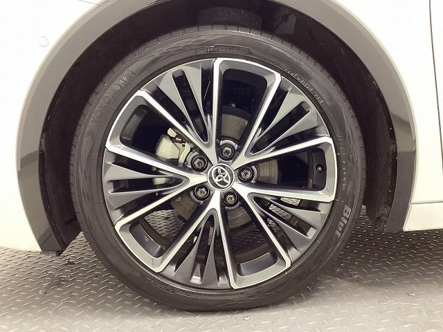 トヨタ プリウス9枚目