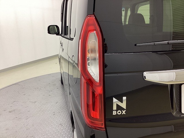 ホンダ N BOX19枚目