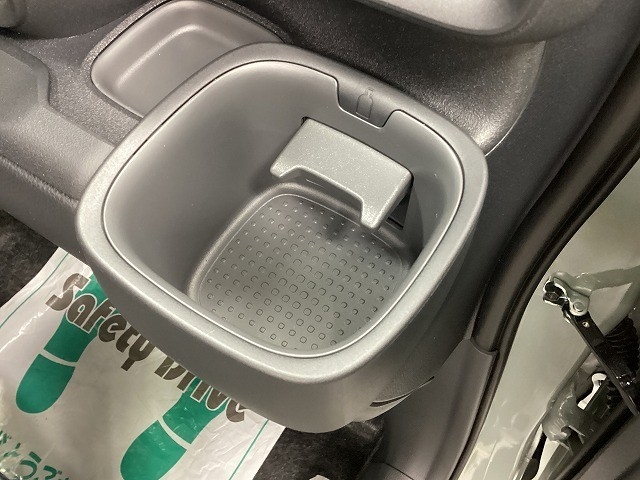 トヨタ シエンタ30枚目