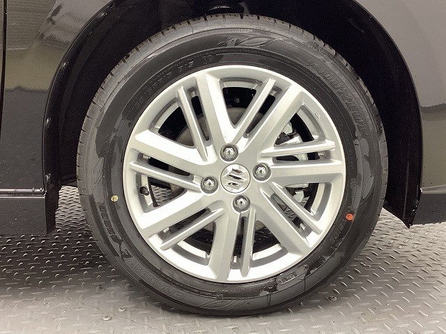 スズキ ソリオ14枚目