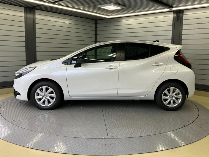 トヨタ アクア9枚目