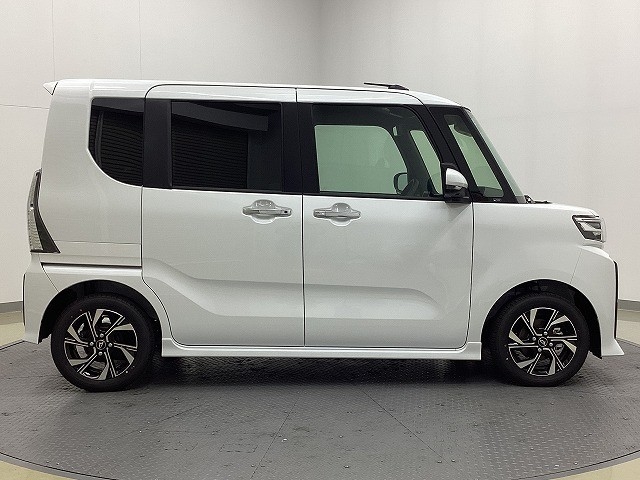 ダイハツ タント13枚目