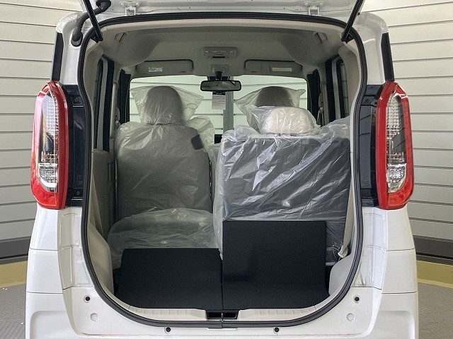 ニッサン ルークス8枚目