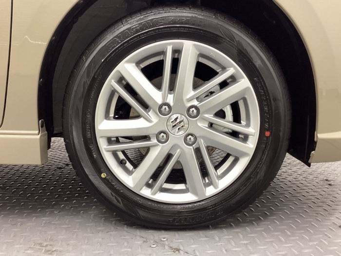 スズキ ソリオ14枚目