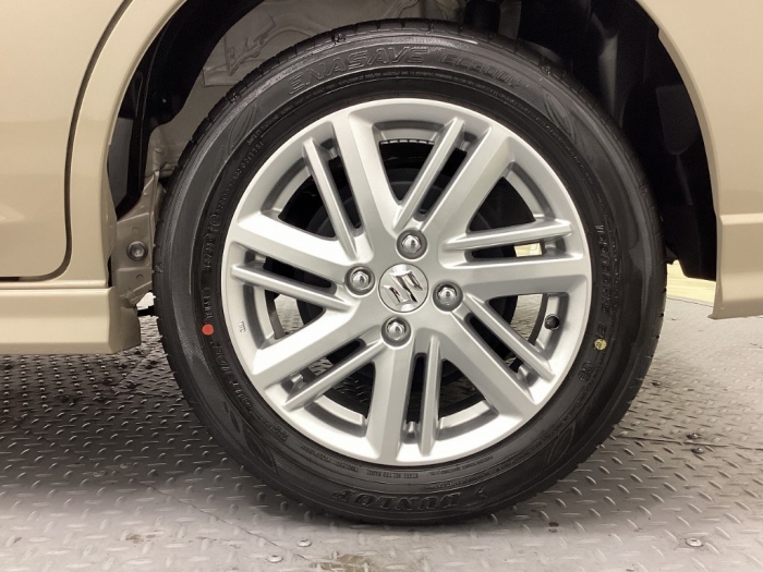 スズキ ソリオ17枚目