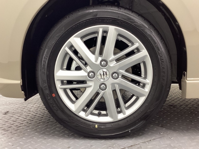 スズキ ソリオ18枚目