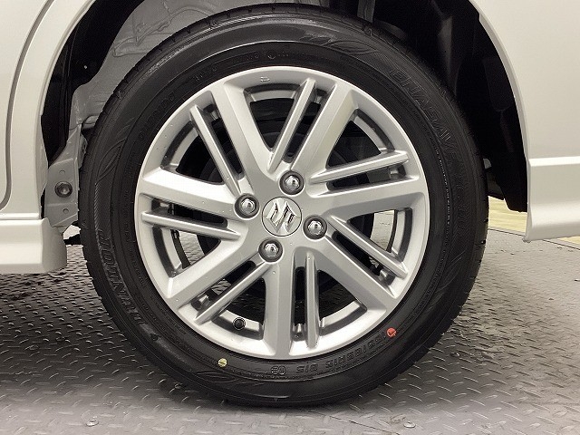 スズキ ソリオ16枚目