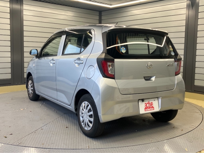 ダイハツ ミライース10枚目