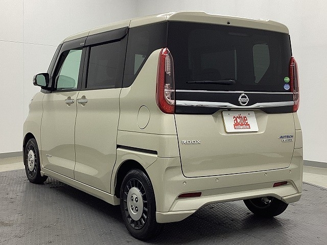 ニッサン ルークス10枚目