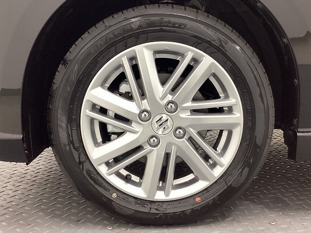 スズキ ソリオ19枚目