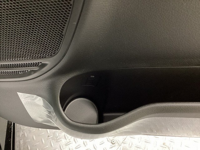 スズキ ソリオ30枚目