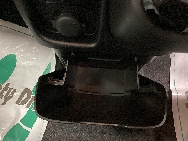 スズキ ソリオ40枚目