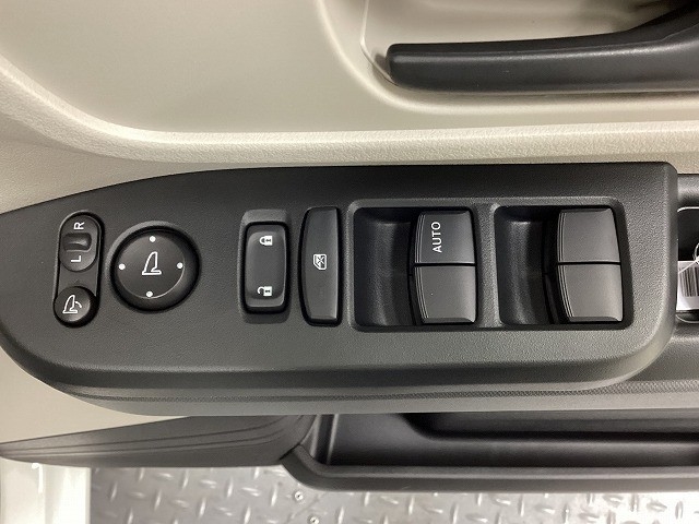 ホンダ Ｎ　ＢＯＸ28枚目