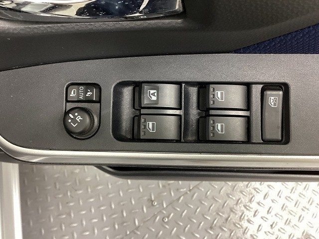 トヨタ ルーミー29枚目