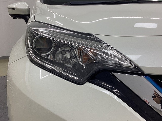 ニッサン ノート14枚目