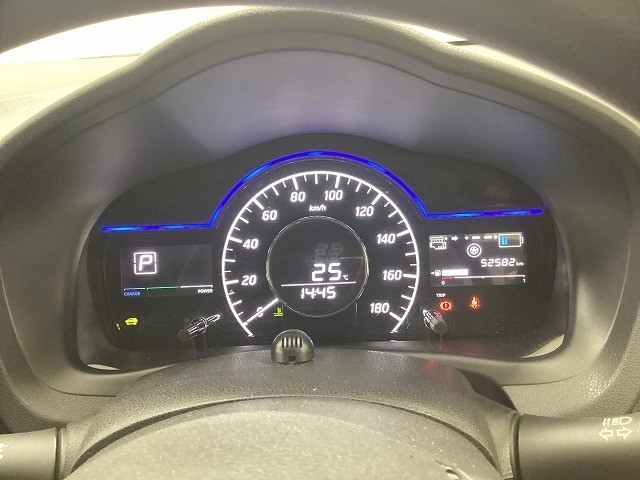 ニッサン ノート29枚目