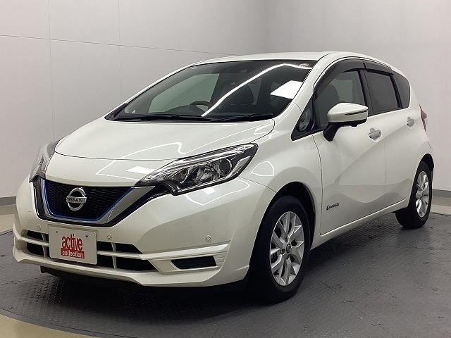 ニッサン ノート8枚目