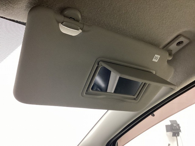 ニッサン ノート45枚目