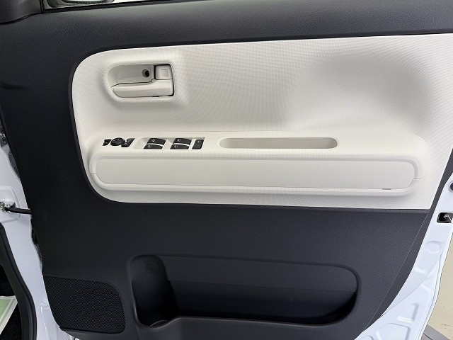 ダイハツ ムーヴキャンバス28枚目