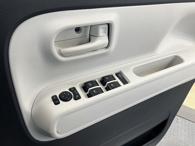 ダイハツ ムーヴキャンバス23枚目