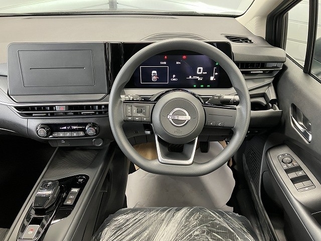 ニッサン ノート14枚目