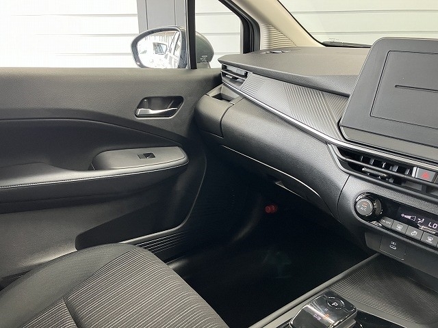 ニッサン ノート40枚目