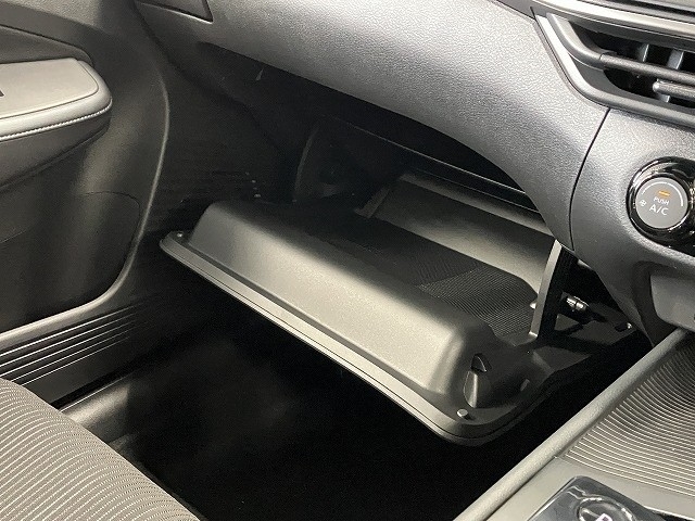 ニッサン ノート41枚目