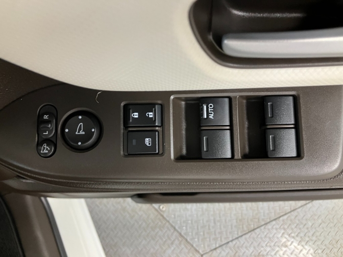 ホンダ Ｎ　ＢＯＸ22枚目