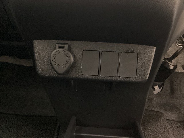 ダイハツ ミライース36枚目