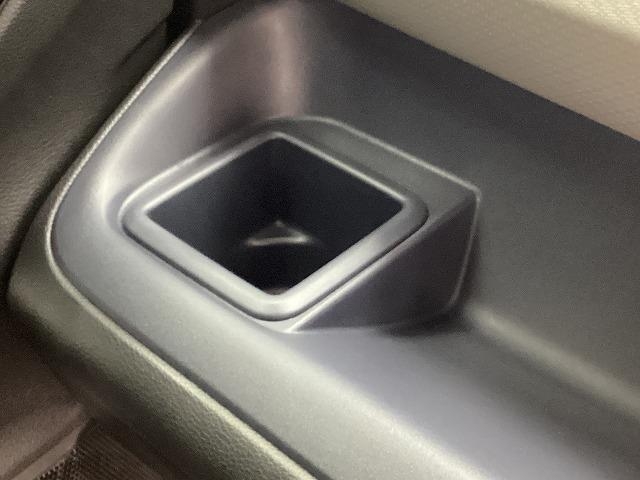 スズキ ソリオ45枚目