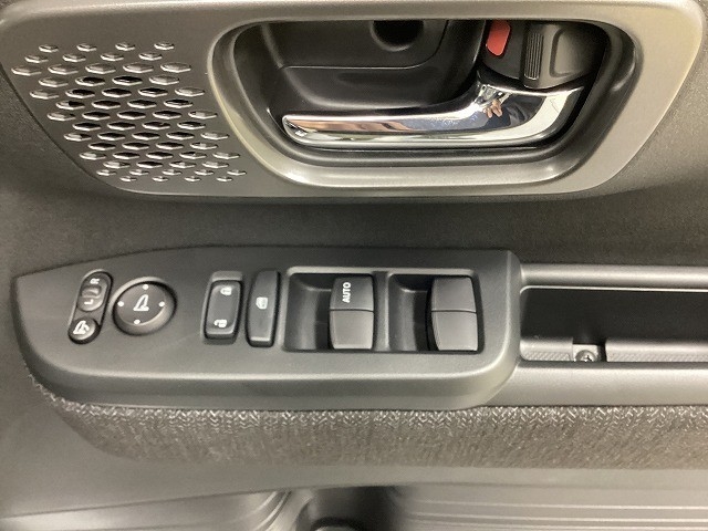 ホンダ Ｎ　ＢＯＸ33枚目