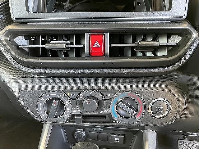 トヨタ ライズ9枚目