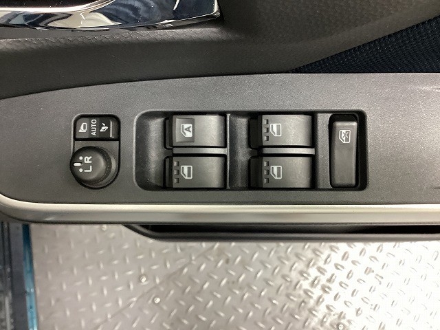 トヨタ ルーミー29枚目