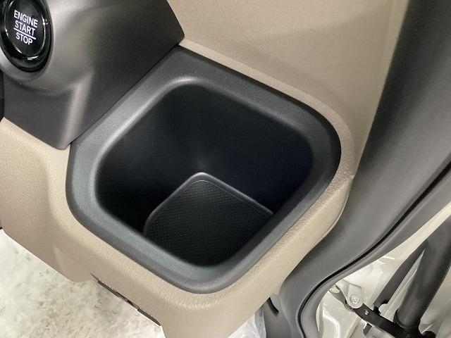 ホンダ N BOX23枚目