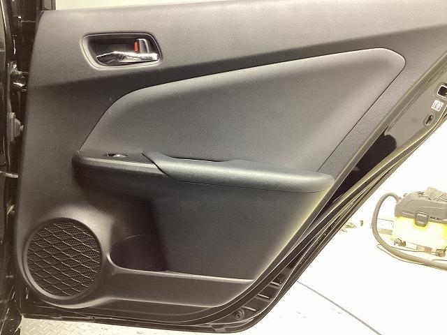 トヨタ プリウス46枚目