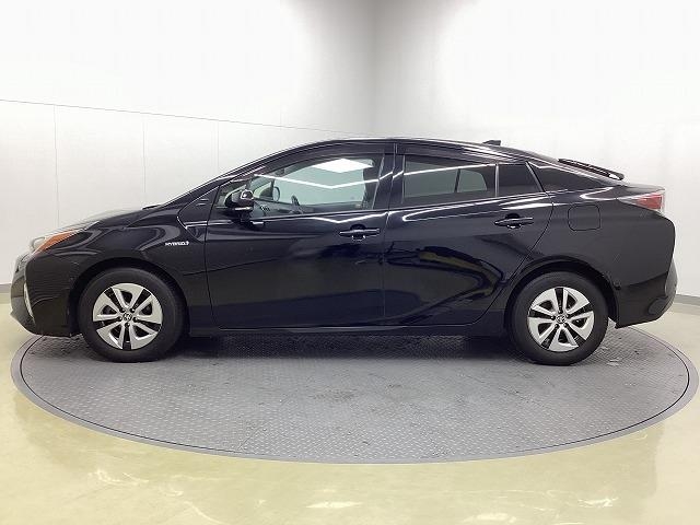 トヨタ プリウス49枚目