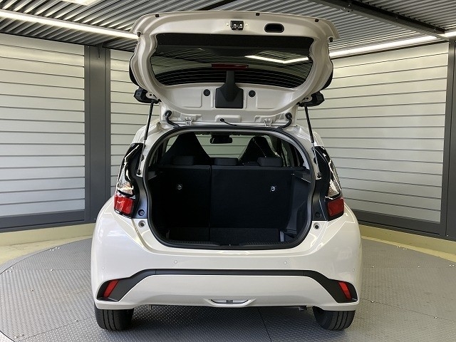 トヨタ アクア6枚目