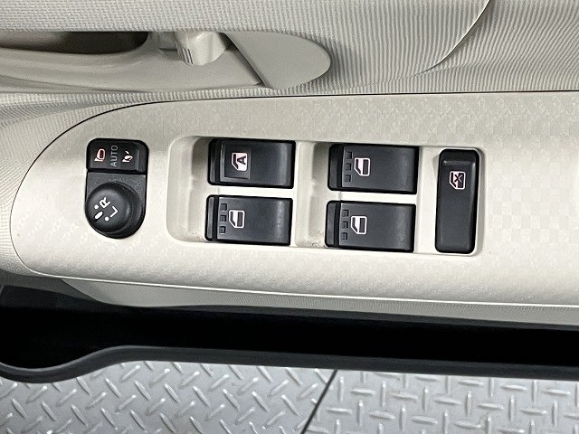 ダイハツ ムーヴキャンバス30枚目