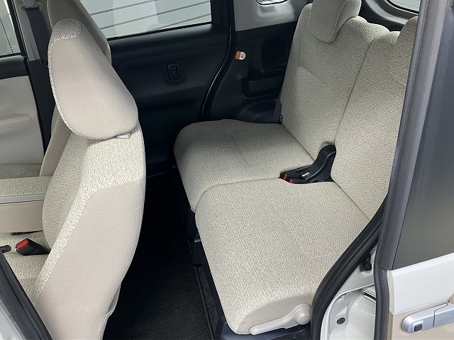 ダイハツ ムーヴキャンバス9枚目
