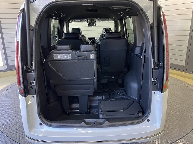 ホンダ ステップワゴンスパーダ7枚目