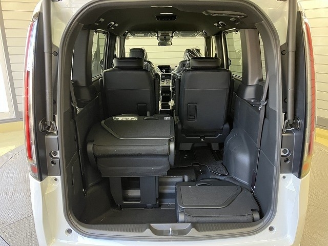 ホンダ ステップワゴンスパーダ8枚目