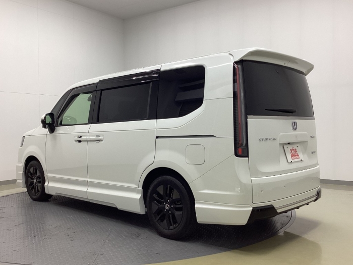 ホンダ ステップワゴンスパーダ11枚目