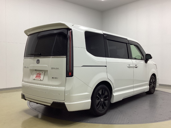 ホンダ ステップワゴンスパーダ13枚目